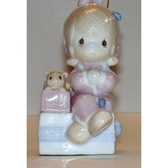 Vintage Enesco Precious Moments Girl on Present Ornament - Picture 2 of 5